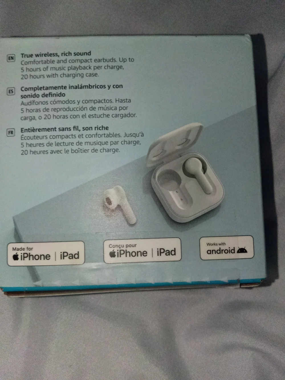 Amazon True Wireless Earbuds in White with Charging Case Echo Buds 1st Gen